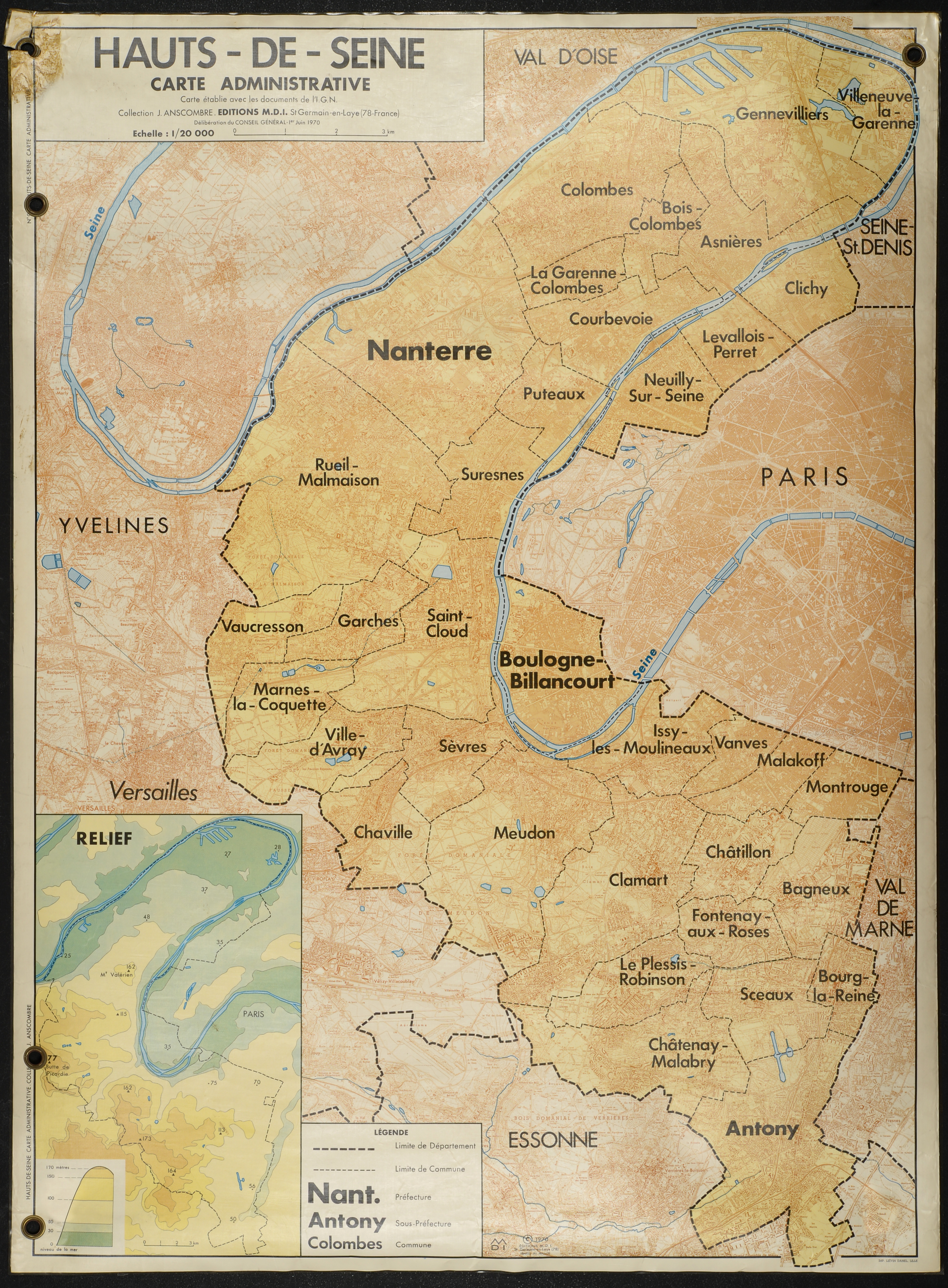 Hauts-de-Seine : au recto : occupation du sol, activités économiques au verso : carte administrative